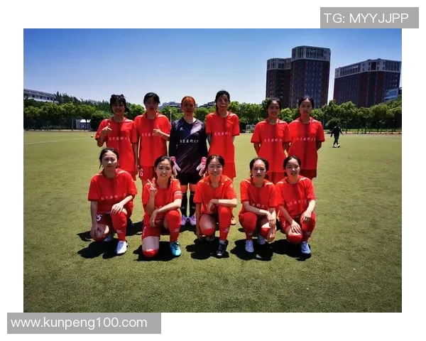 南京足球队团队协作的变革之路与热议背后的深意探讨